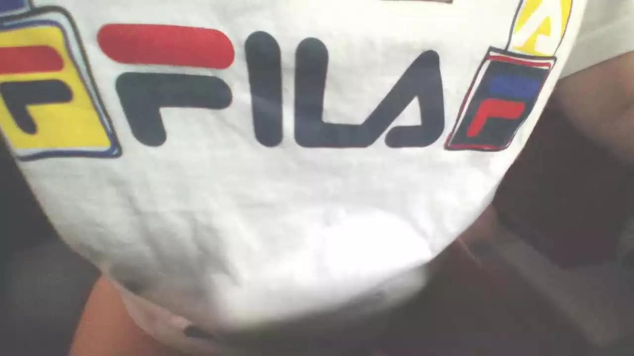 littlesara21 on Streamray 