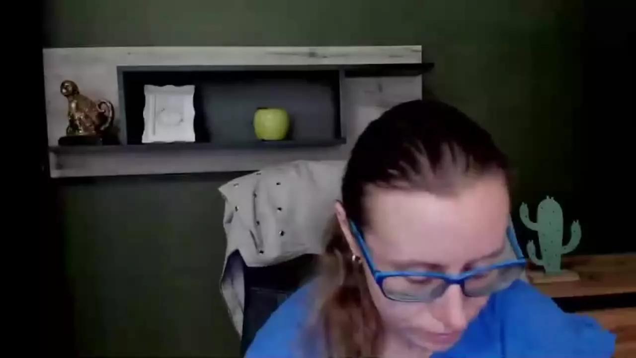 LizzySparkle on Streamray 