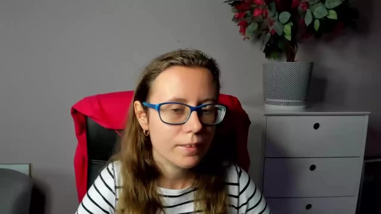LizzySparkle on Streamray 