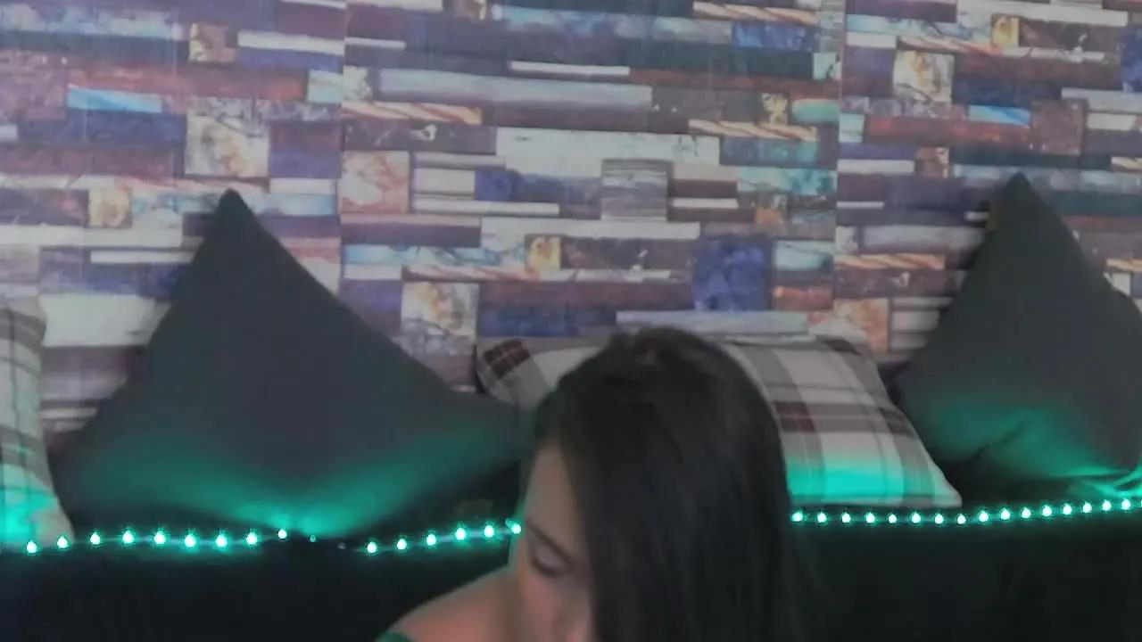 Offline LunnaGray on Streamray