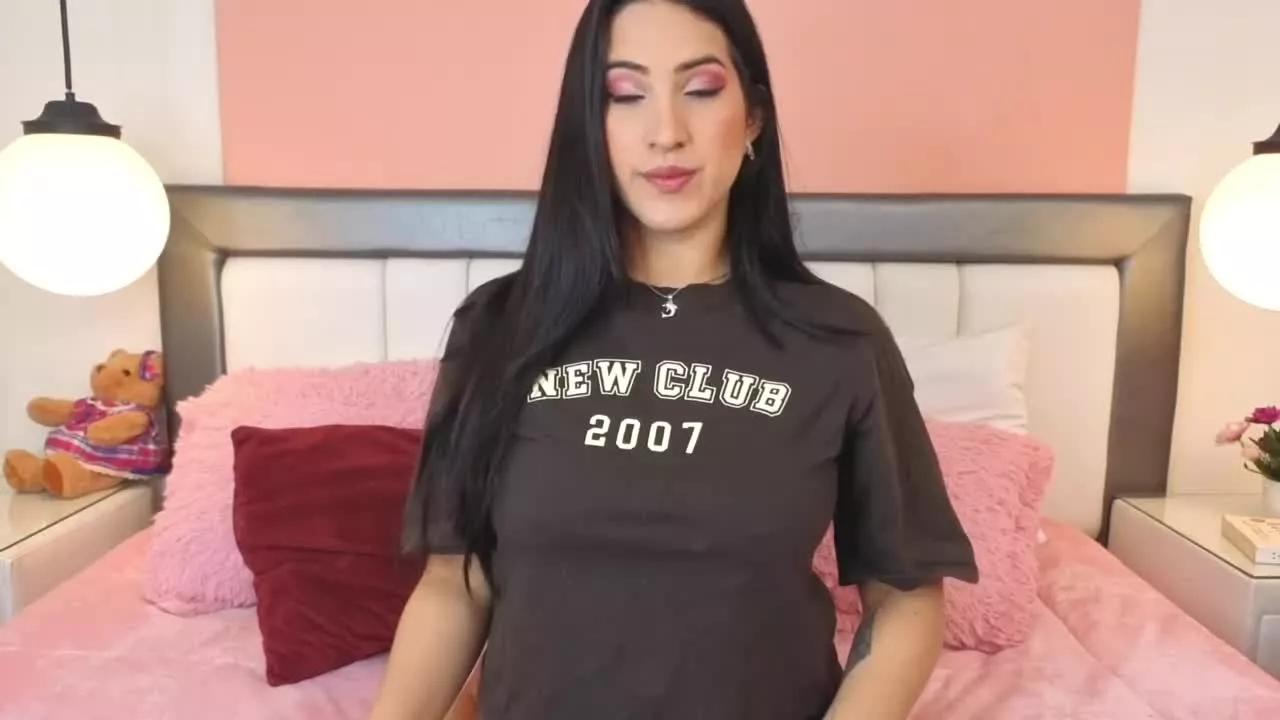 Offline Maddie_hart on Streamray