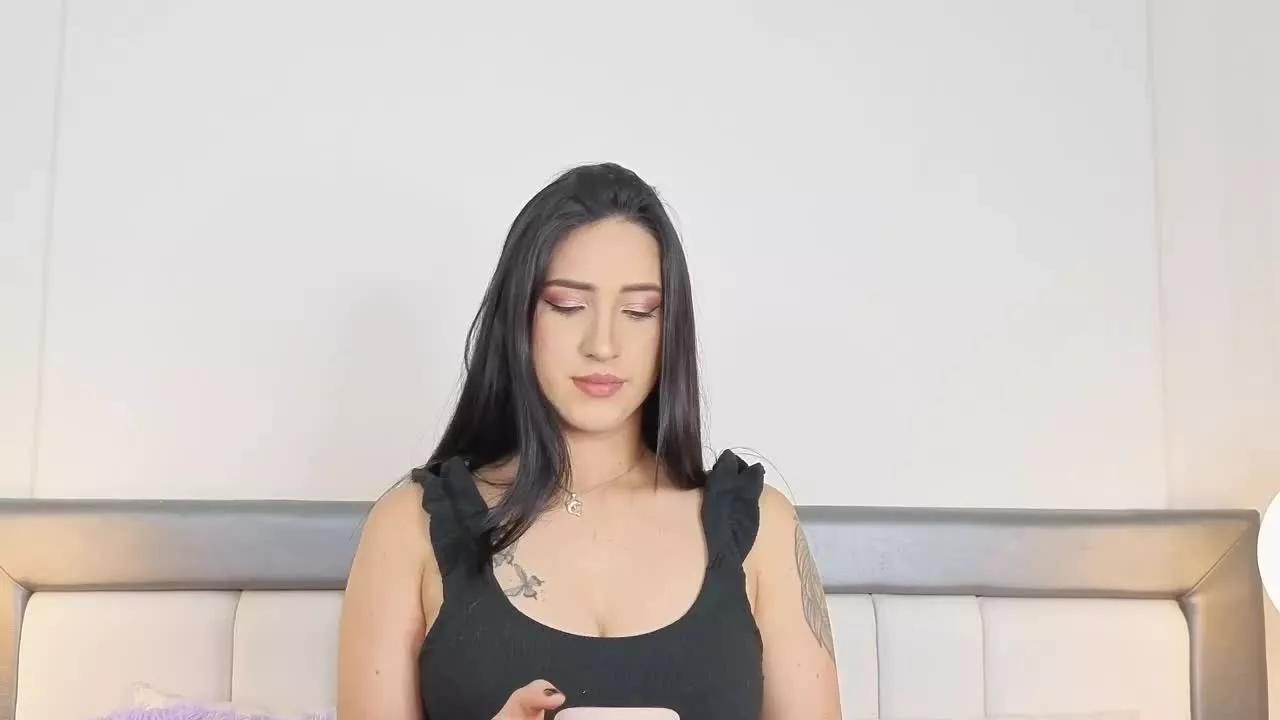 Offline Maddie_hart on Streamray