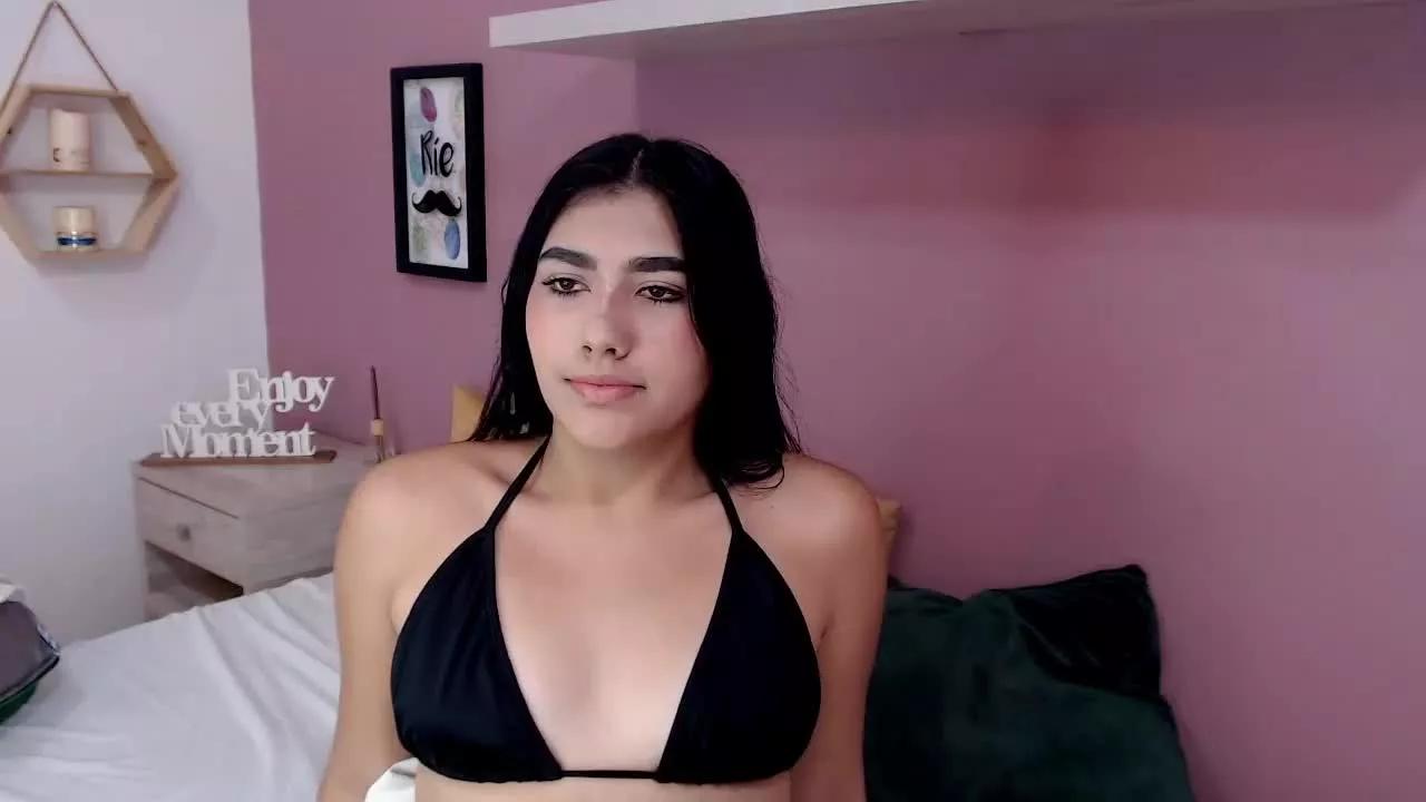 MadisonMonrooe on Streamray 