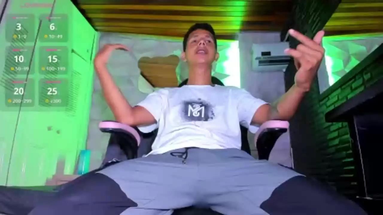 MandingoBlack on Streamray 
