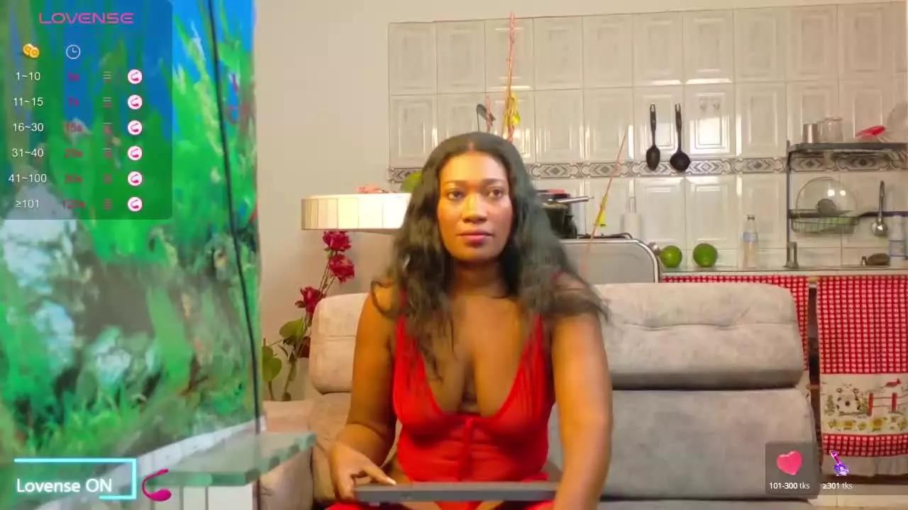 MarahJones on Streamray 
