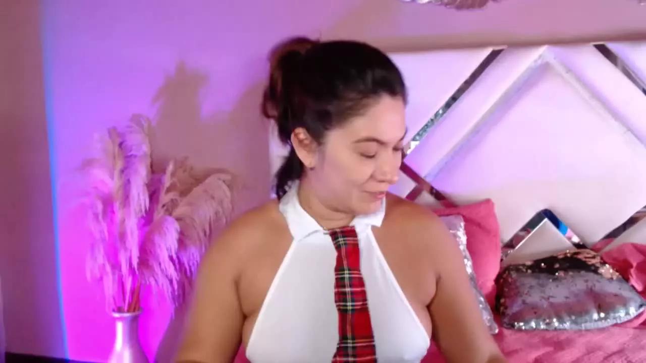 MeganLambert on Streamray 