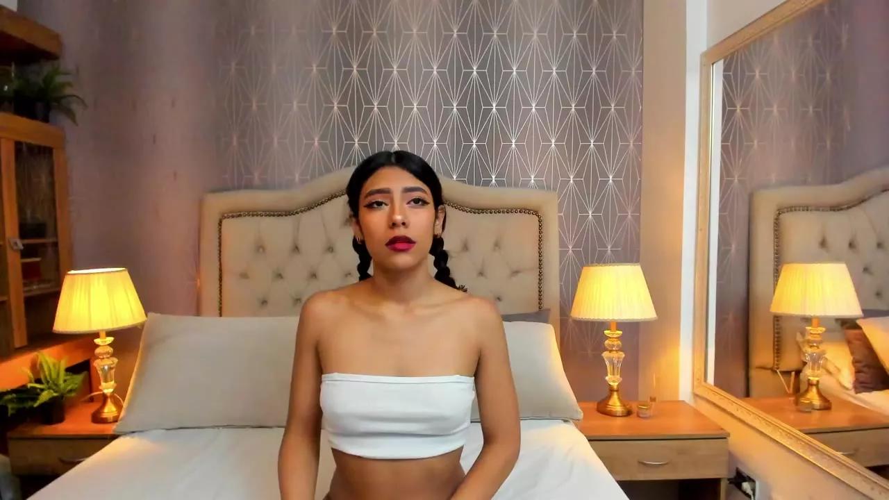 MelaniHarper on Streamray 