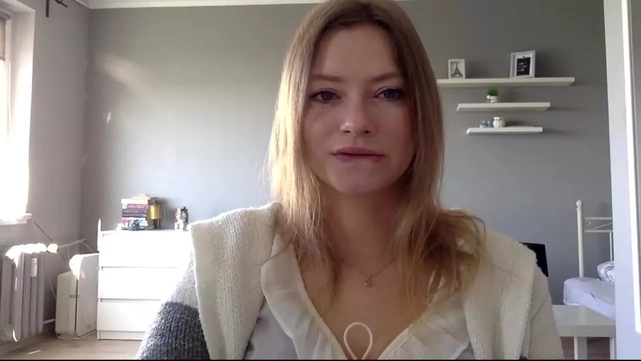 Offline MillieShow on Streamray