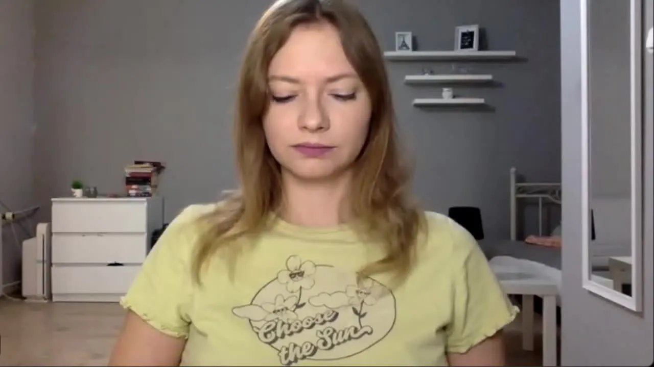 Offline MillieShow on Streamray