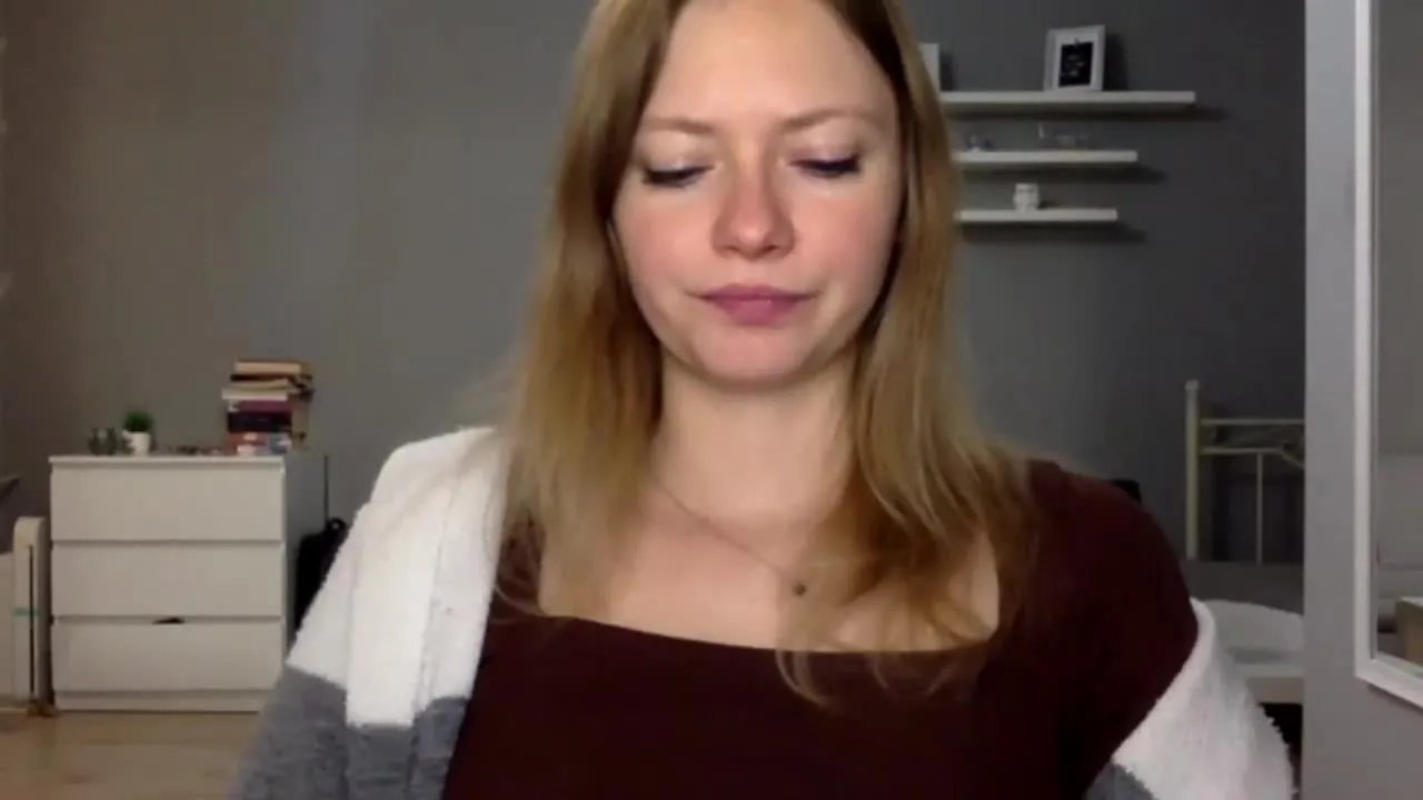 Offline MillieShow on Streamray