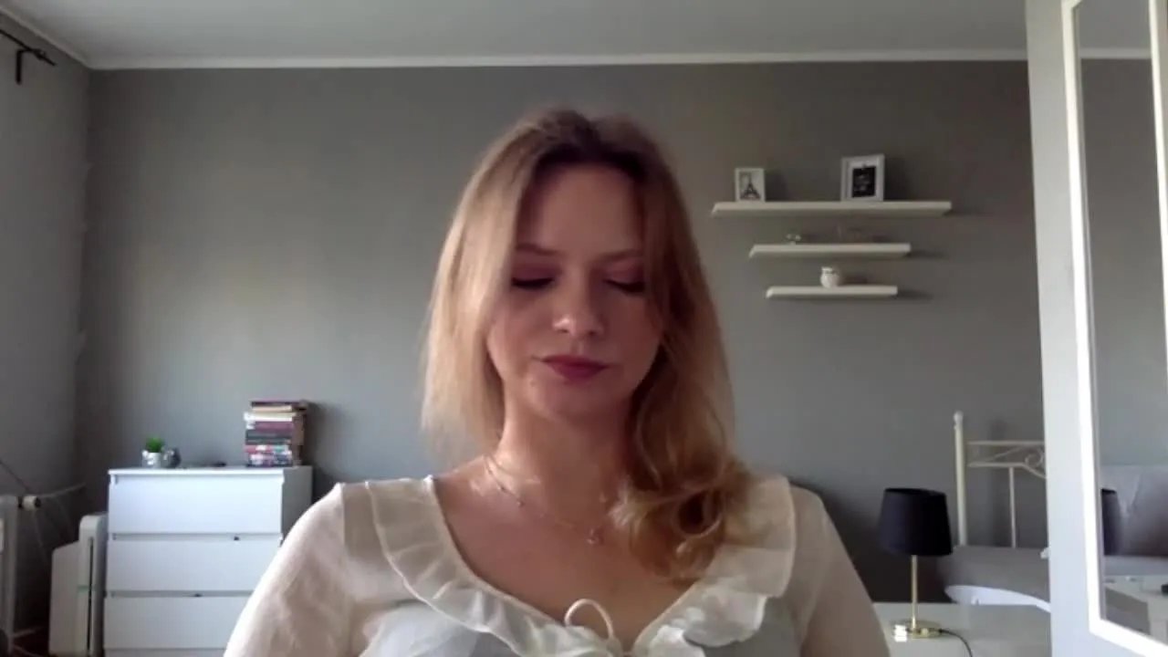 Offline MillieShow on Streamray