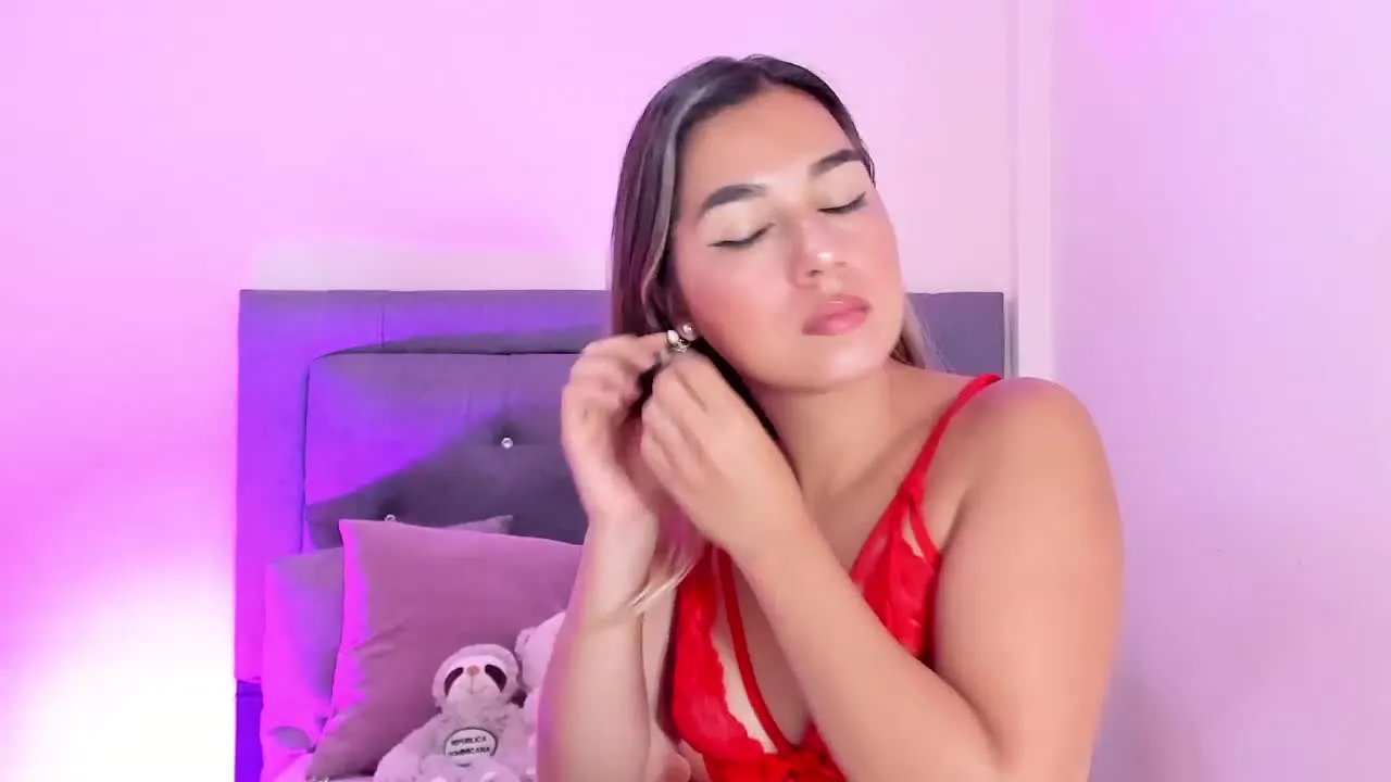 Offline MollyParker on Streamray