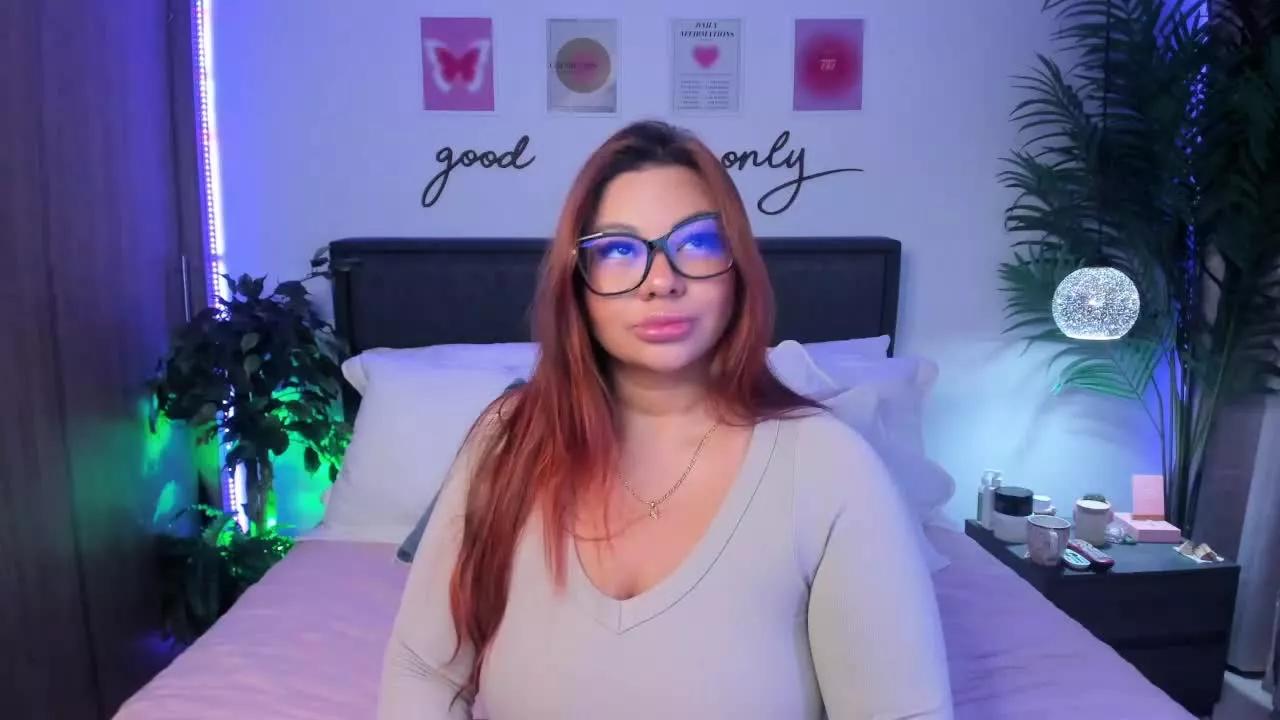 Offline MollyWhite1 on Streamray