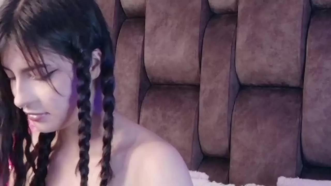 Naomi_Stone on Streamray 