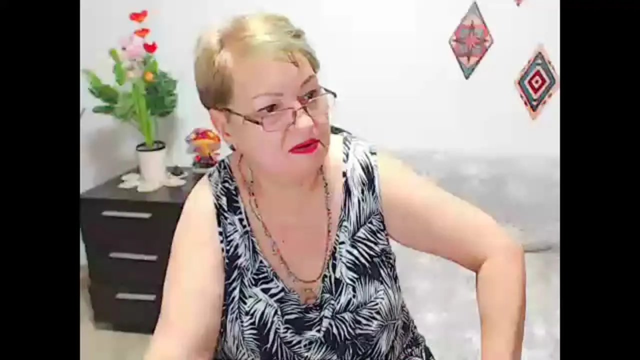 Offline Nennsy40 on Streamray