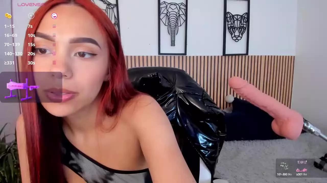 NicoleVoshkie1 on Streamray 