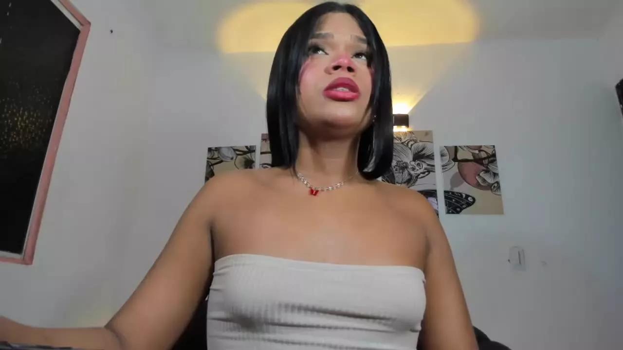 nikkitatsxTS on Streamray 