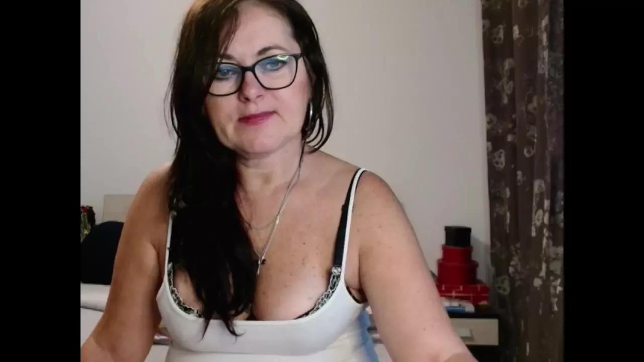 pinkKITTYlips on Streamray 