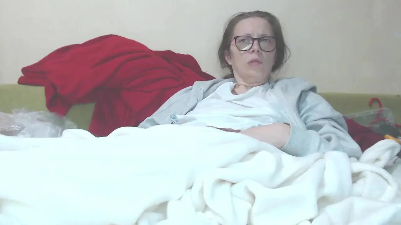 Offline RafaBBGirl on Streamray