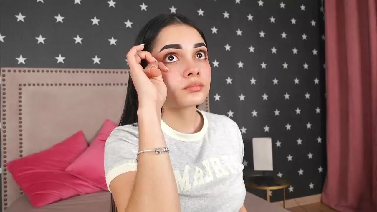 RaquelStar — Freechat on Streamray