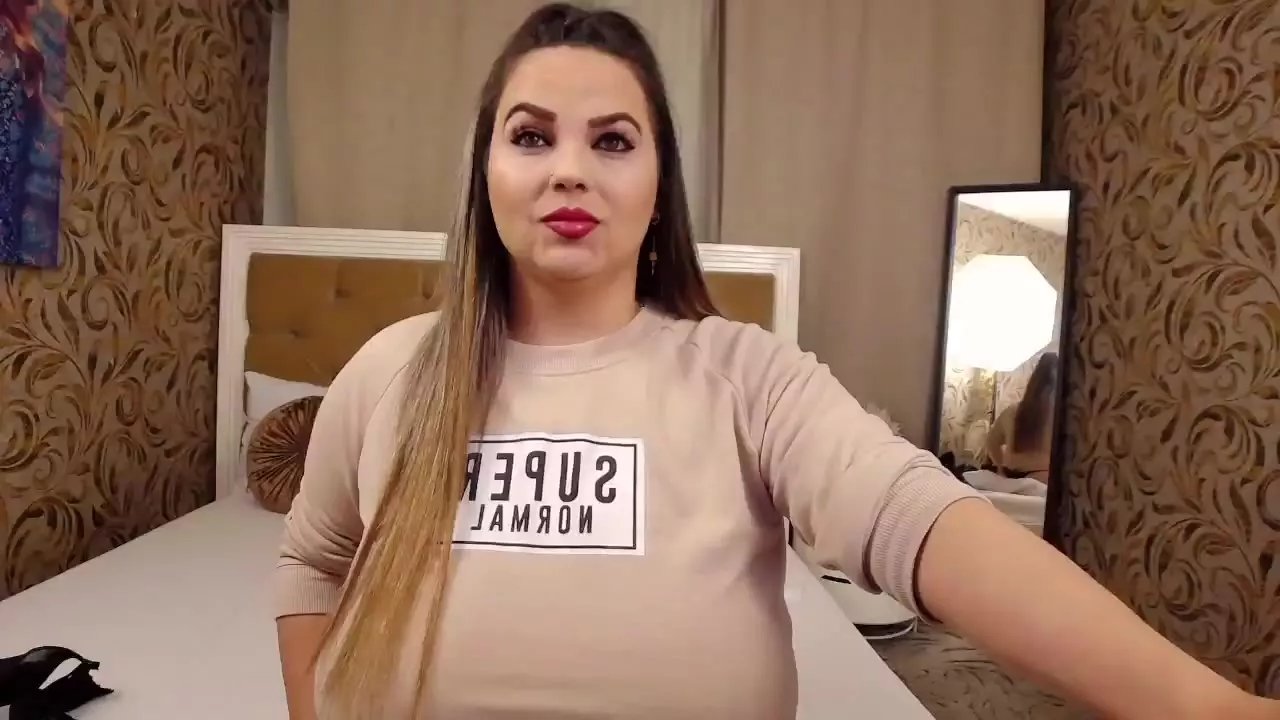 Offline RavishingJenna on Streamray