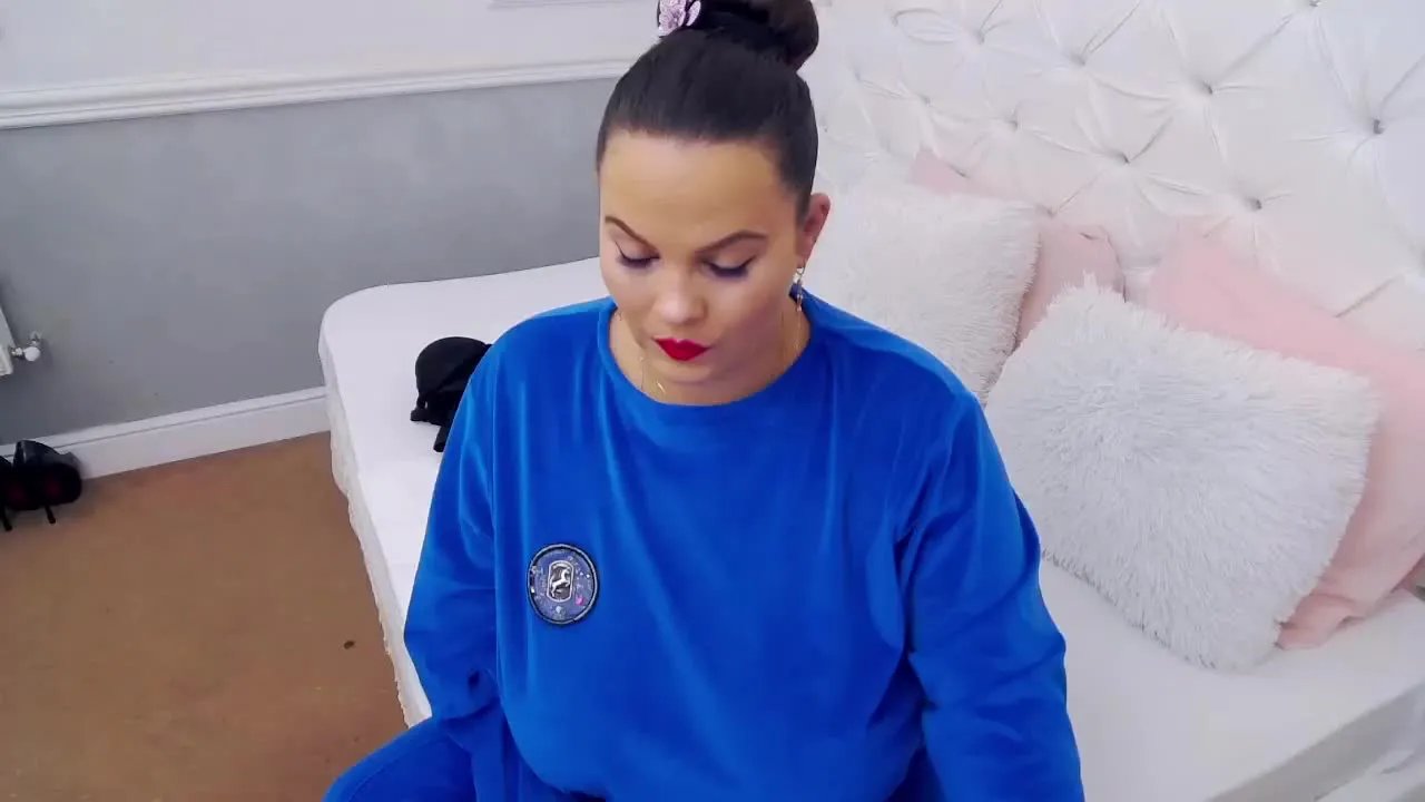 Offline RavishingJenna on Streamray