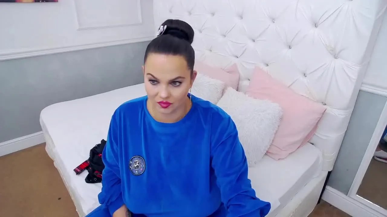 Offline RavishingJenna on Streamray