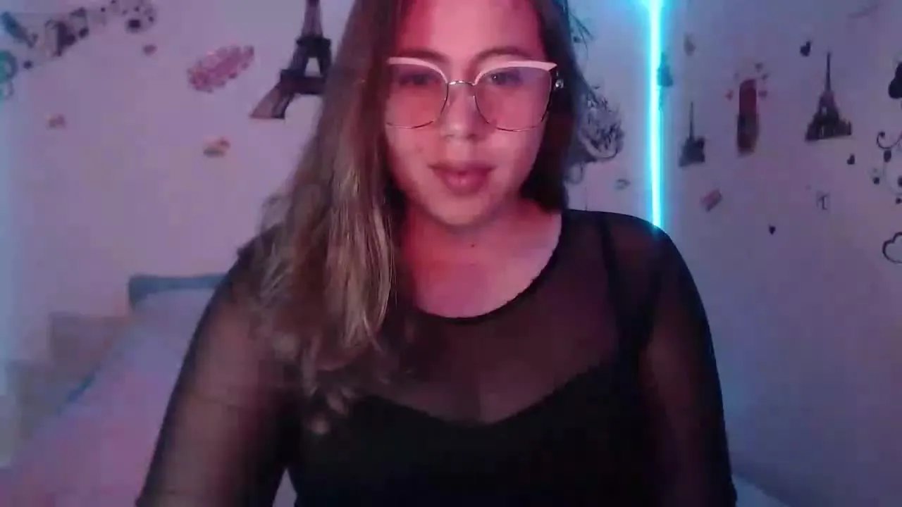 Offline Salome_johnson on Streamray