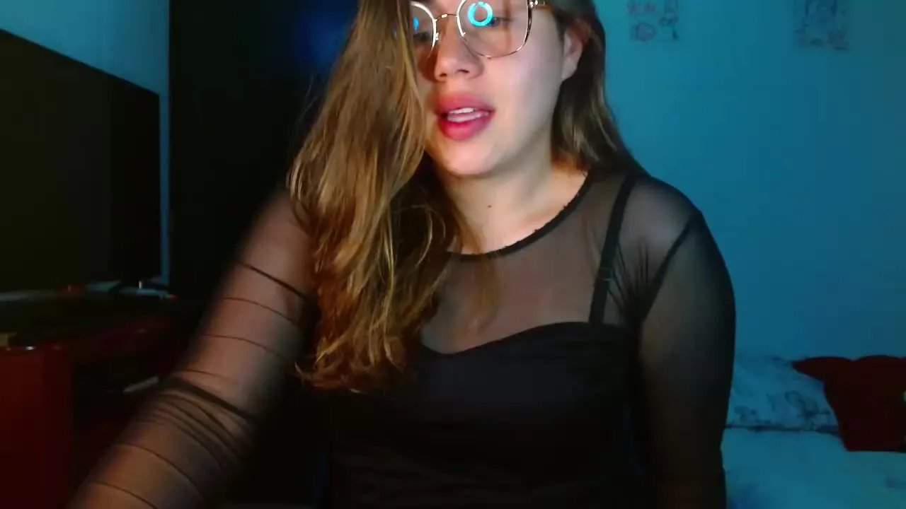 Offline Salome_johnson on Streamray