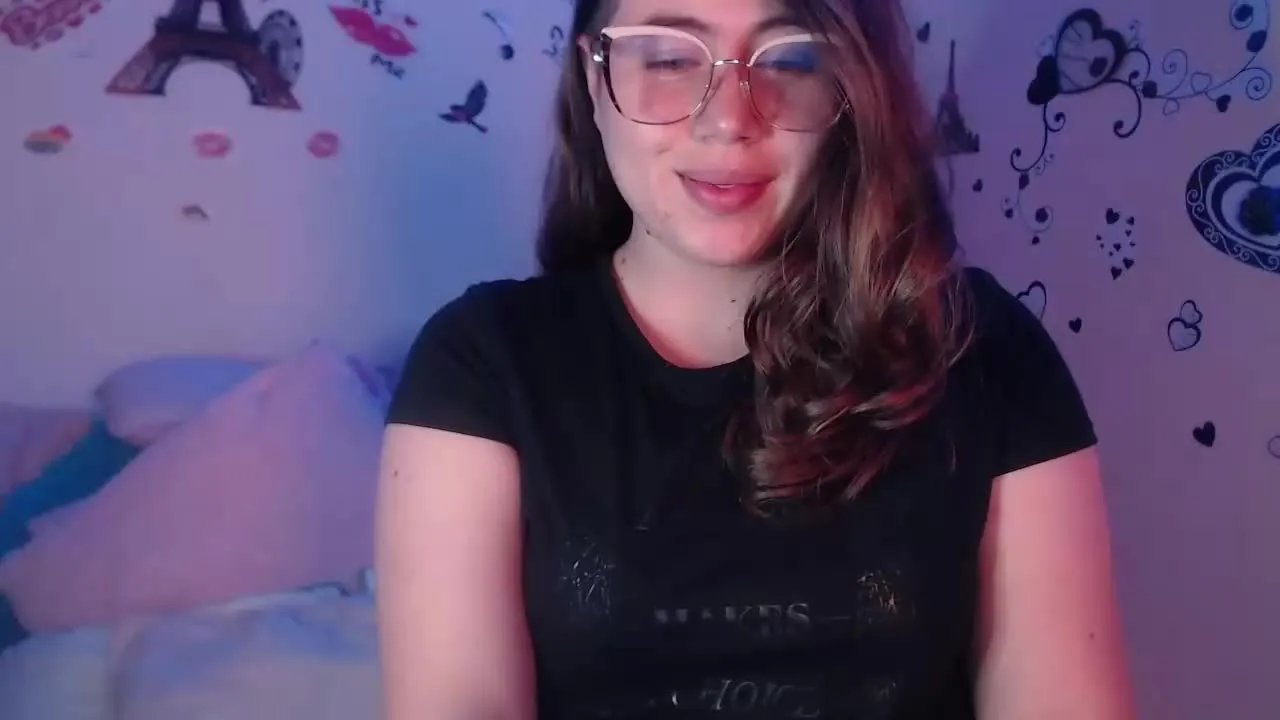 Offline Salome_johnson on Streamray