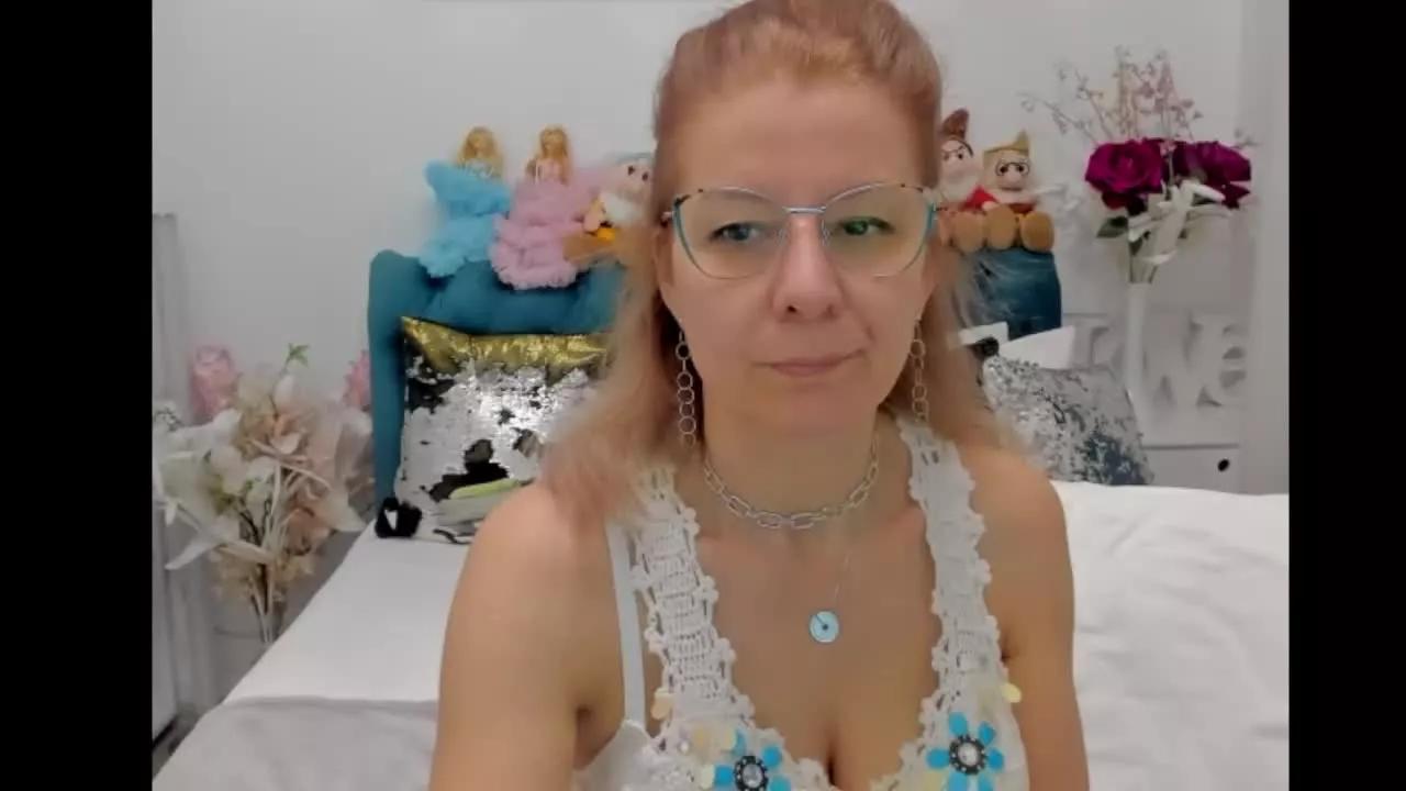 SalomeJade on Streamray 