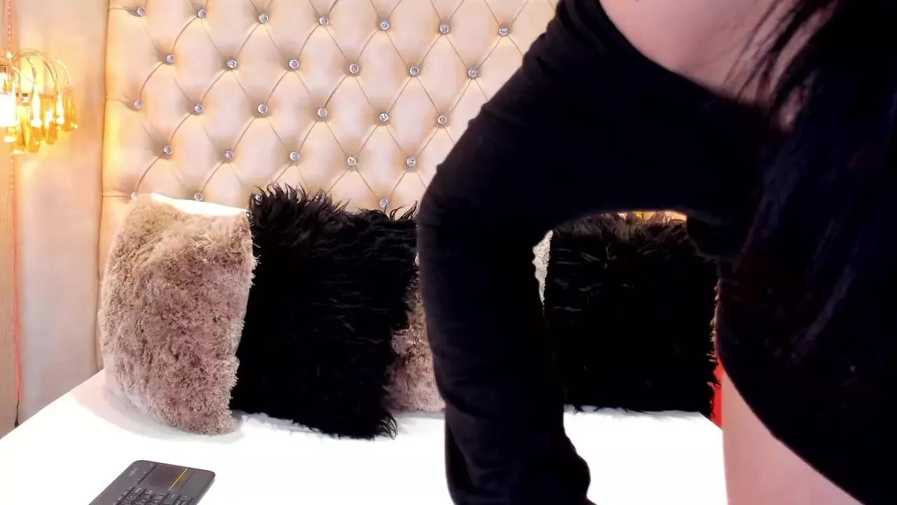 SaraSmith on Streamray 