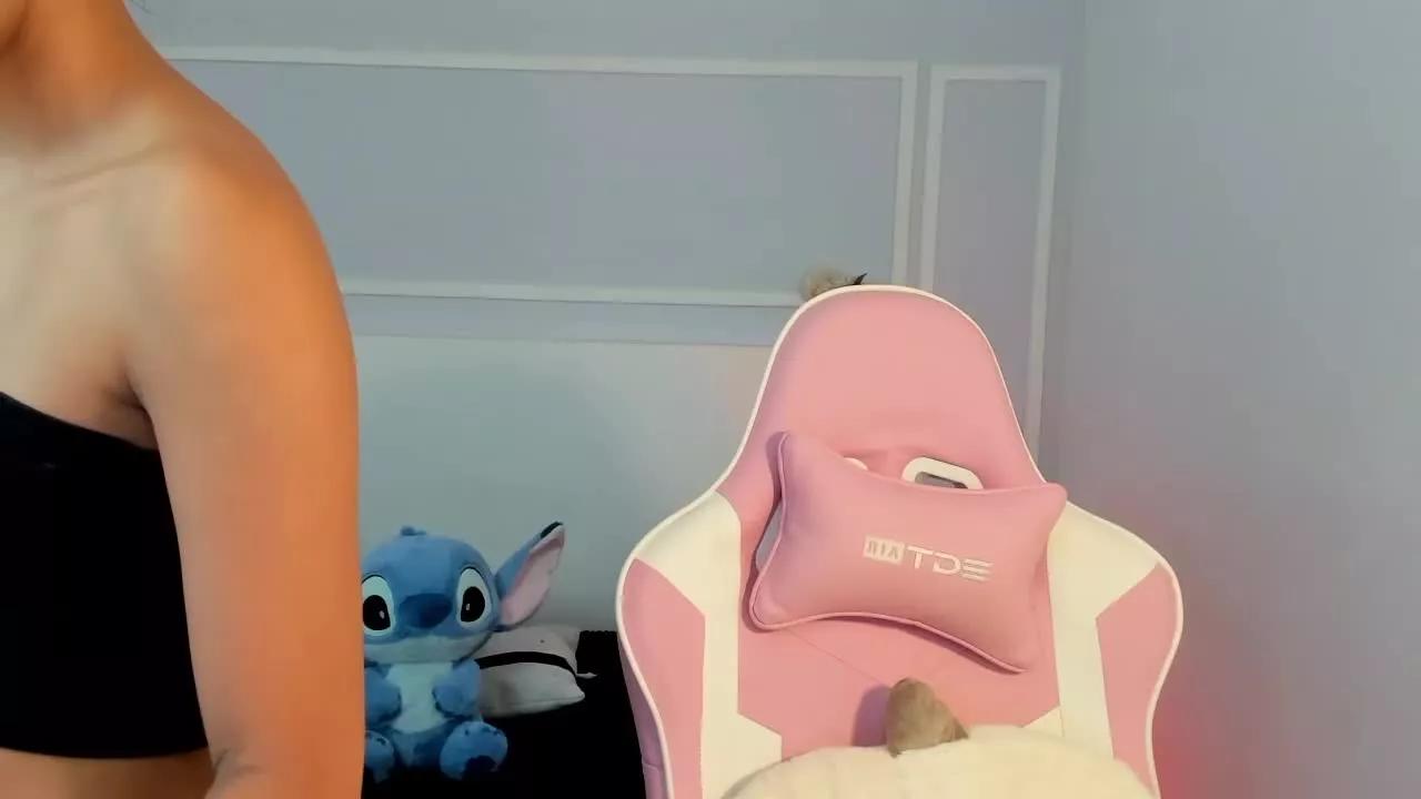 sharonboone1 on Streamray 