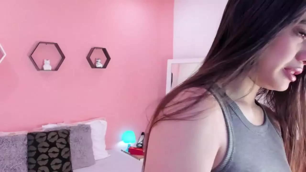 ShirleyMorelli on Streamray 