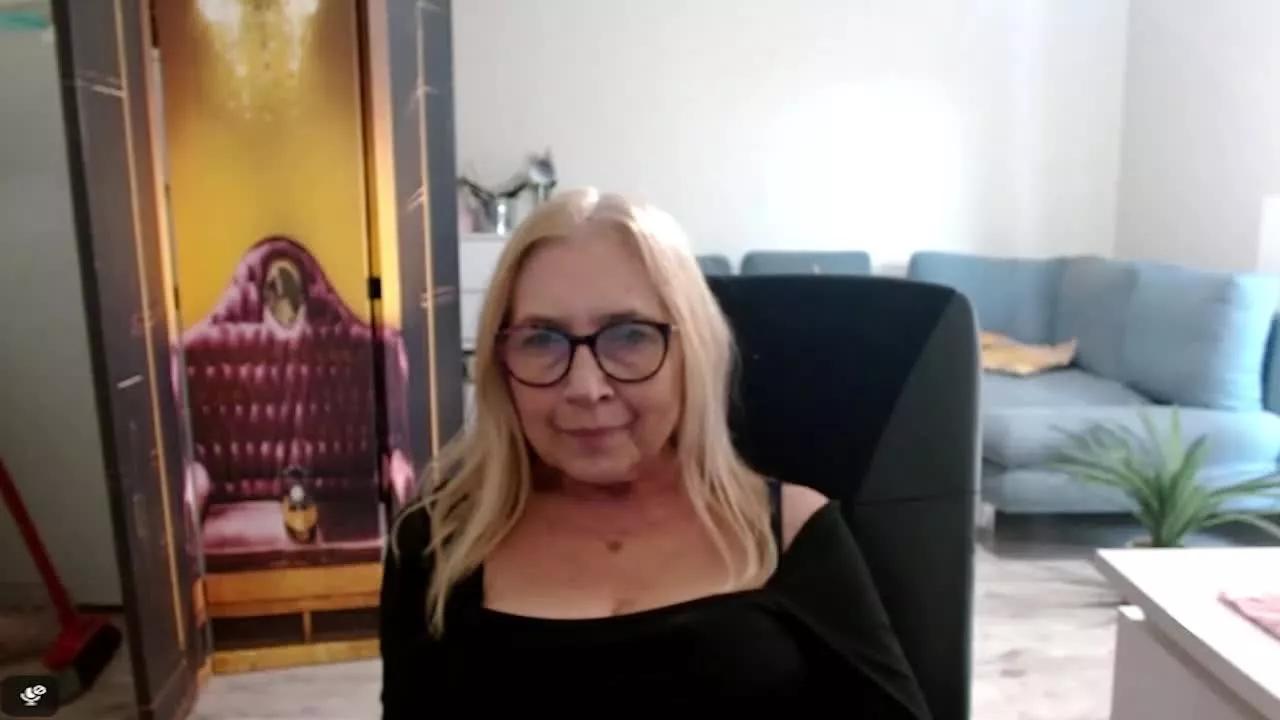 SofiaTease on Streamray 