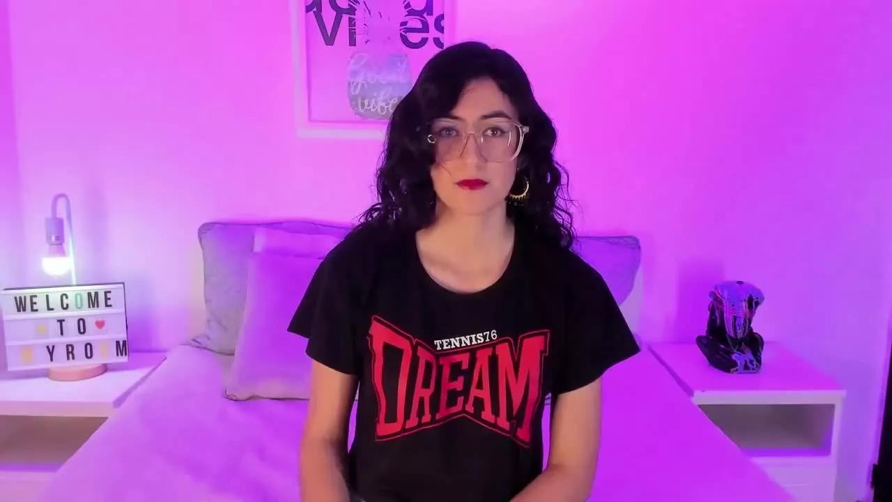 SophieGomez21 on Streamray 