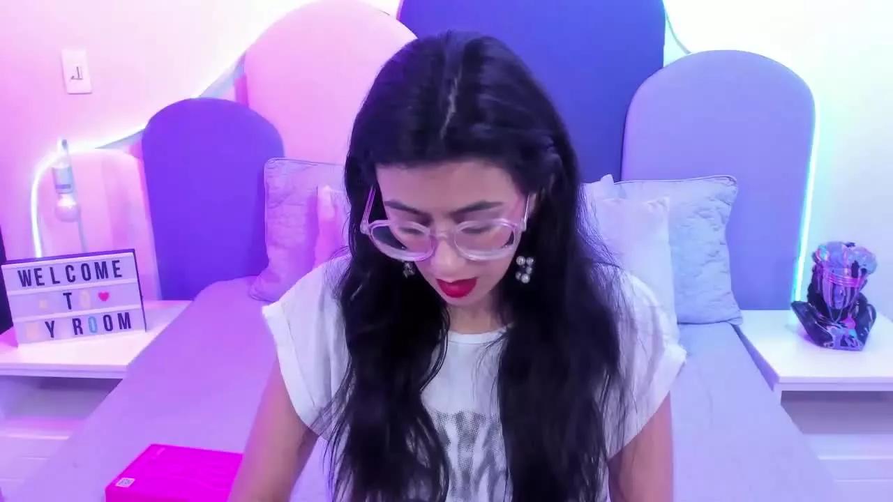 SophieGomez21 on Streamray 