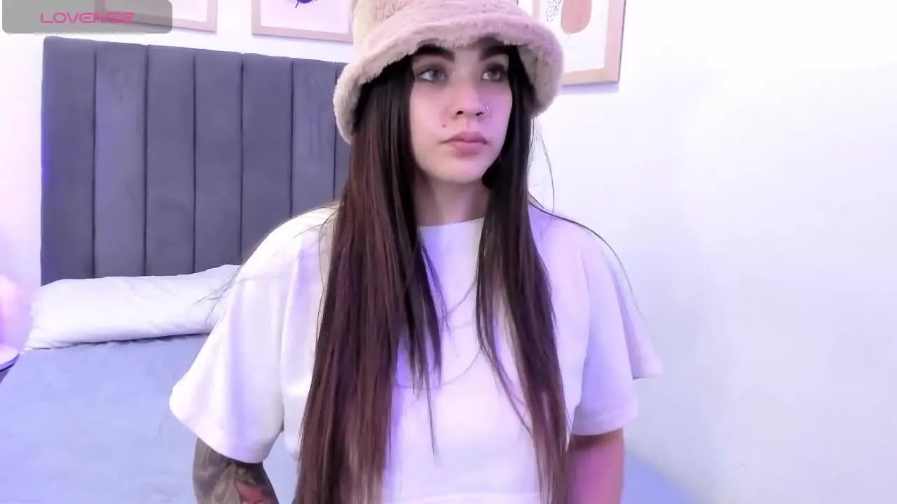 Succubus_Dolly on Streamray 