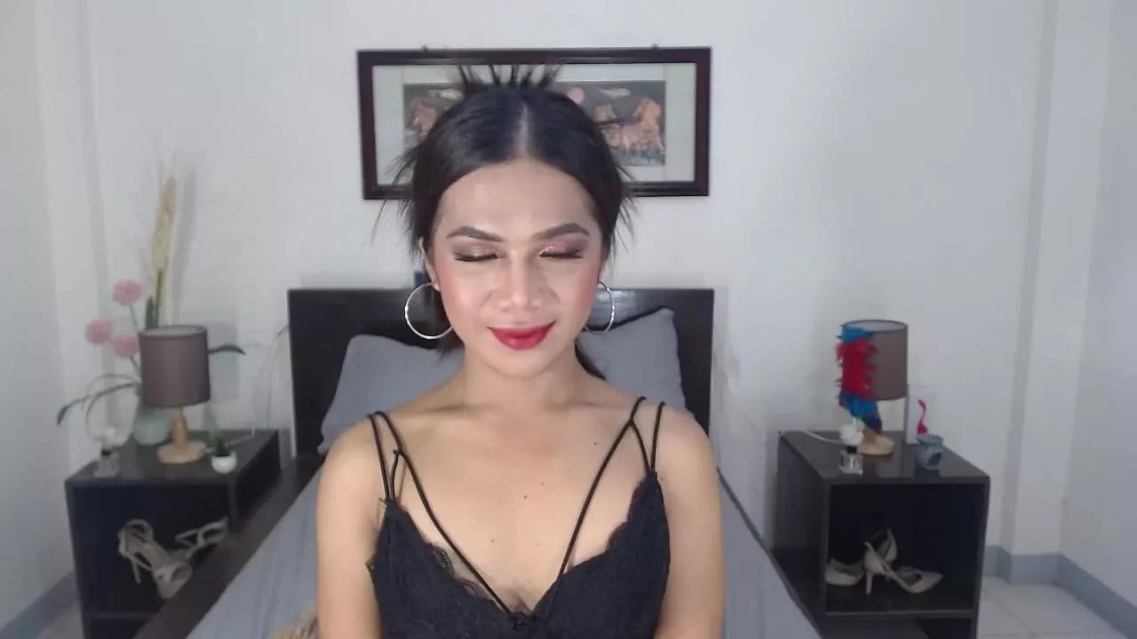 TrixieFowlerTS on Streamray 