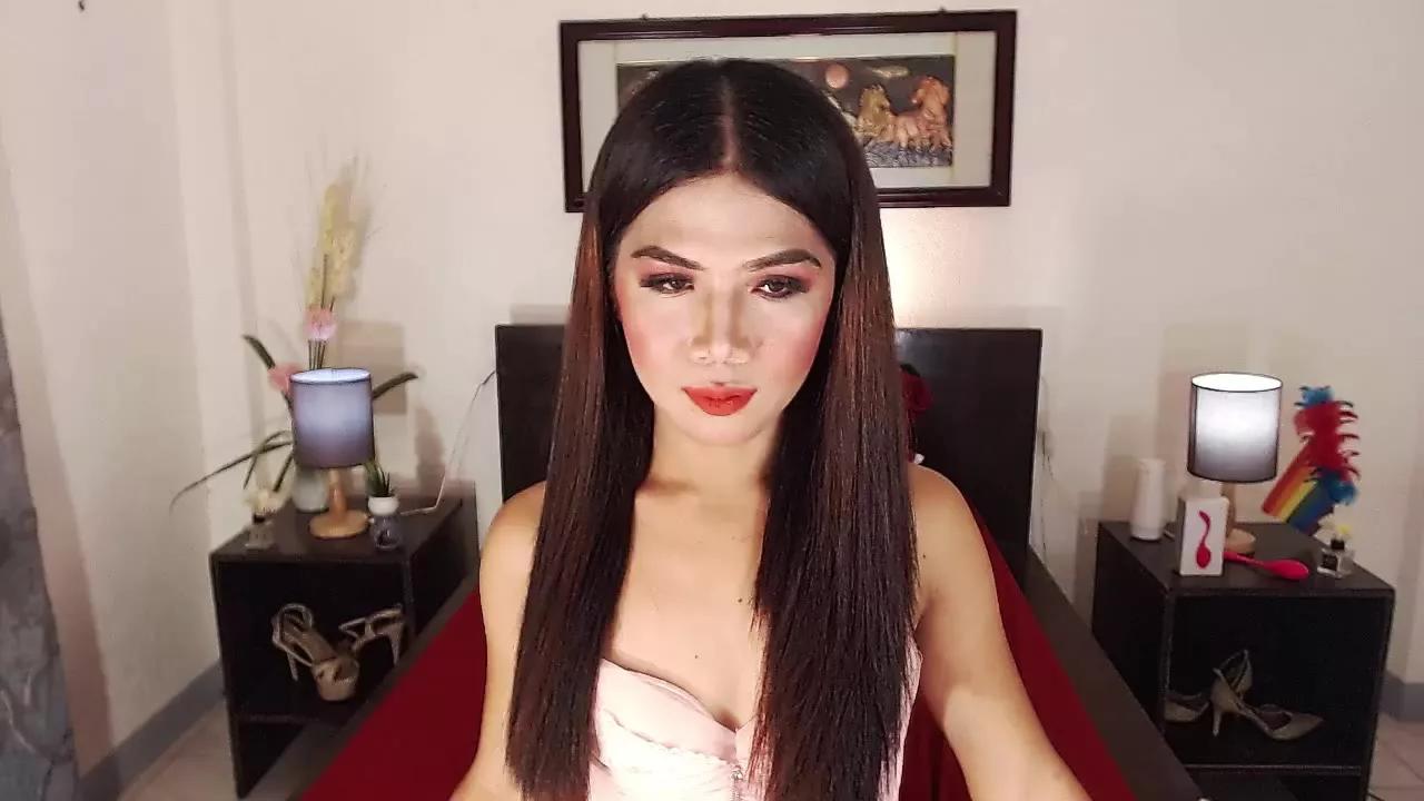 TrixieFowlerTS on Streamray 