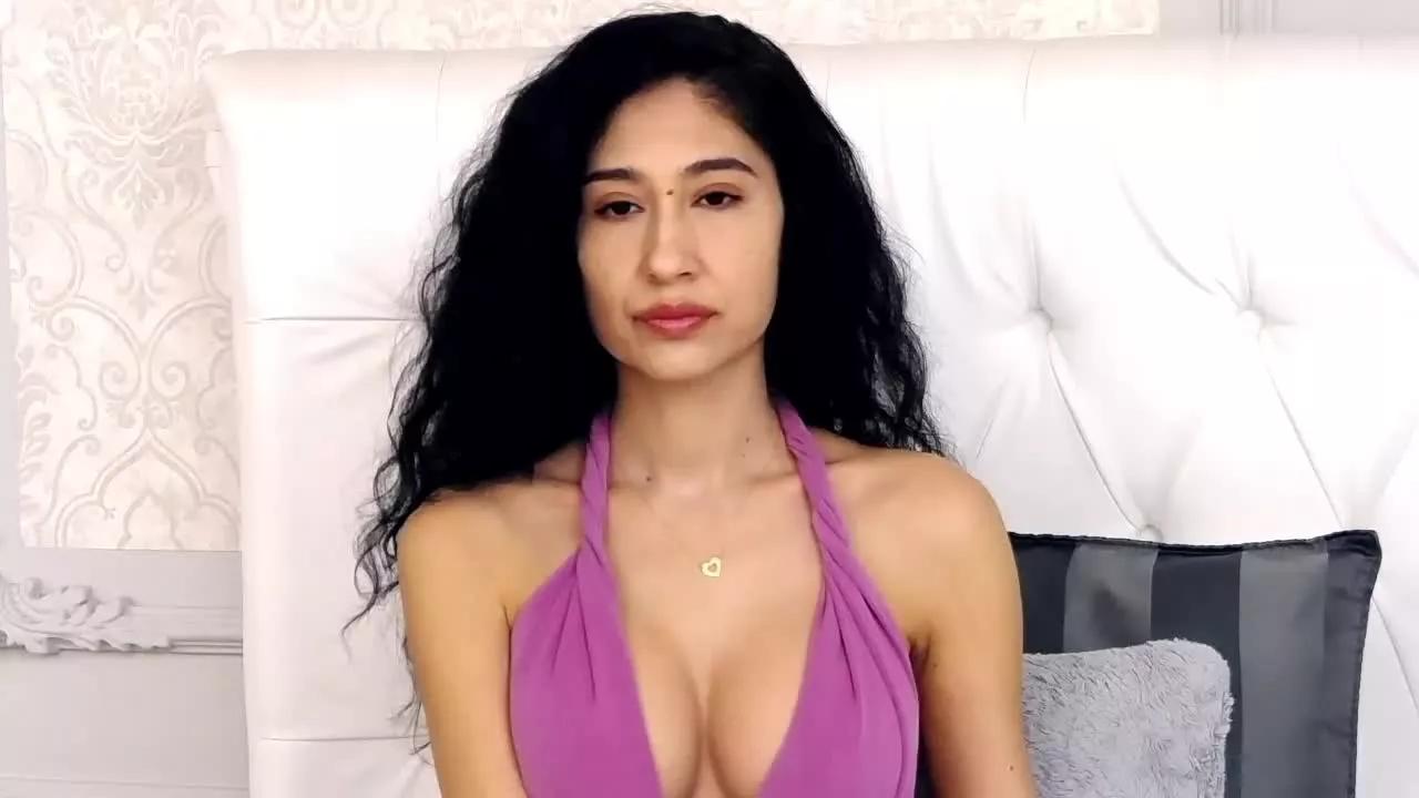 VanessaCulpo on Streamray 