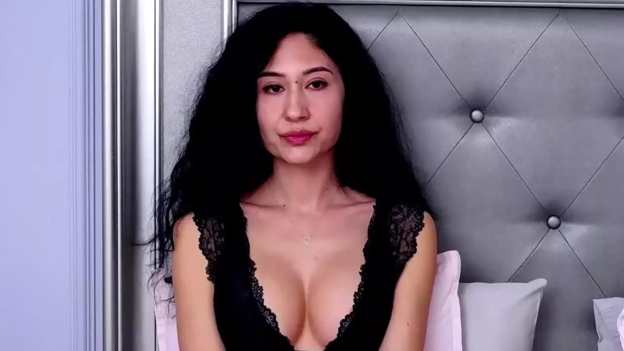 VanessaCulpo on Streamray 