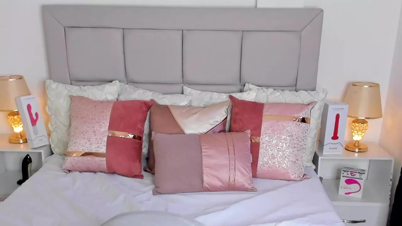 VeronicaSpencer on Streamray 