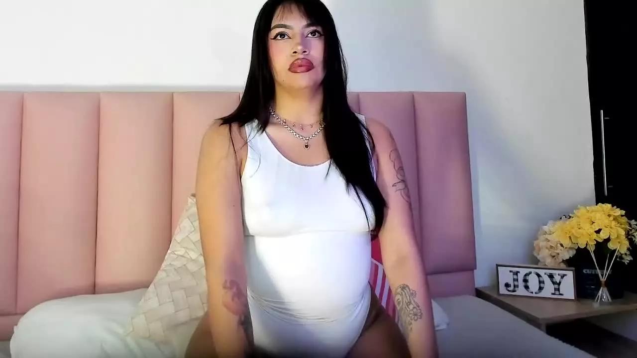 VictoriaOsher on Streamray 