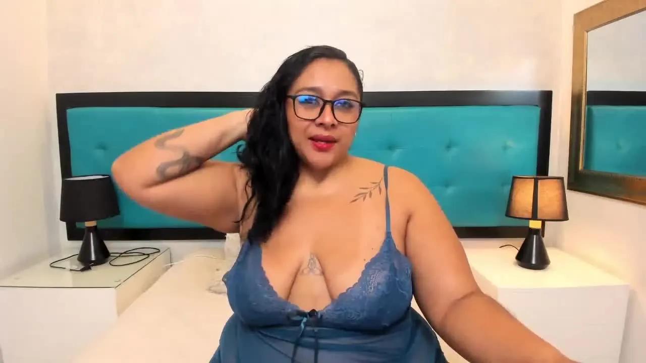 Freechat ViickyLee on Streamray