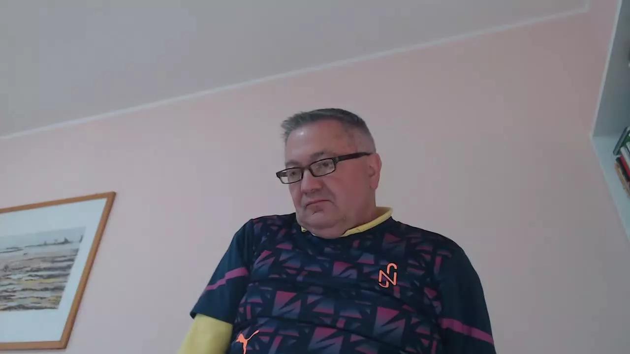 YOU6me on Streamray 