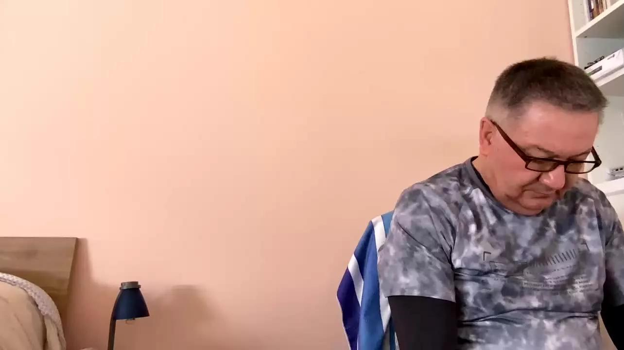 YOU6me on Streamray 