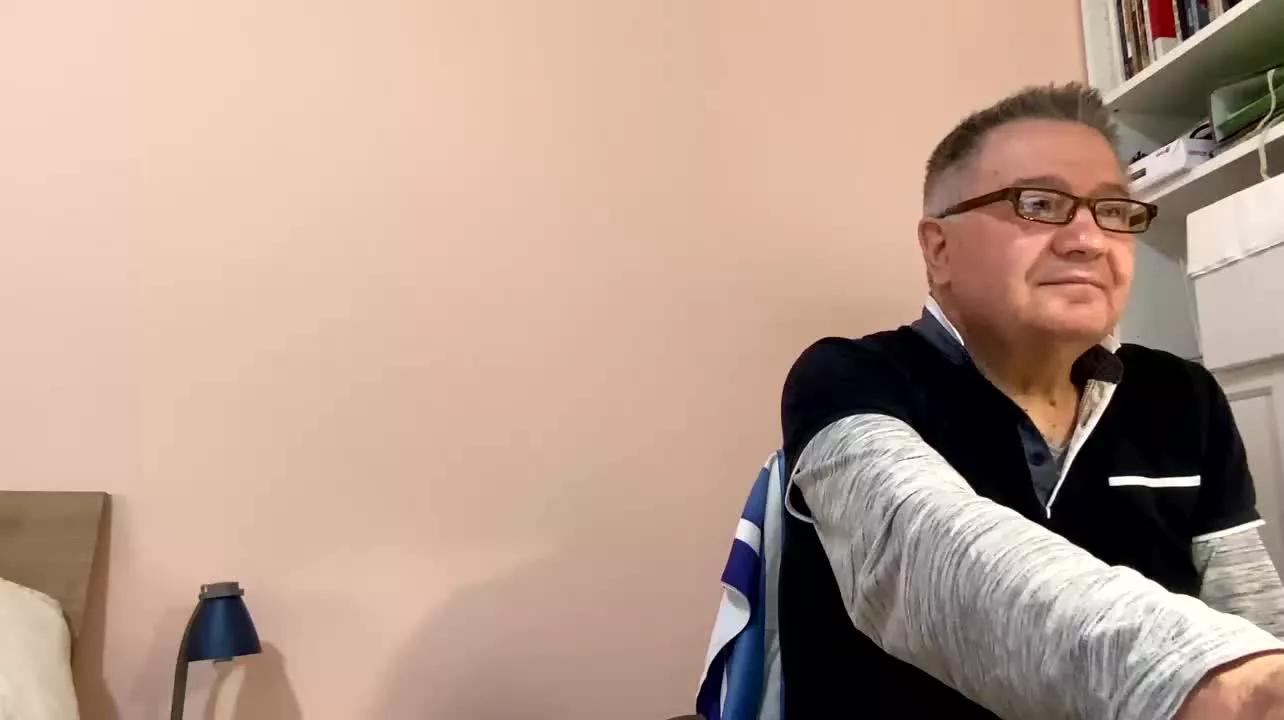 YOU6me on Streamray 