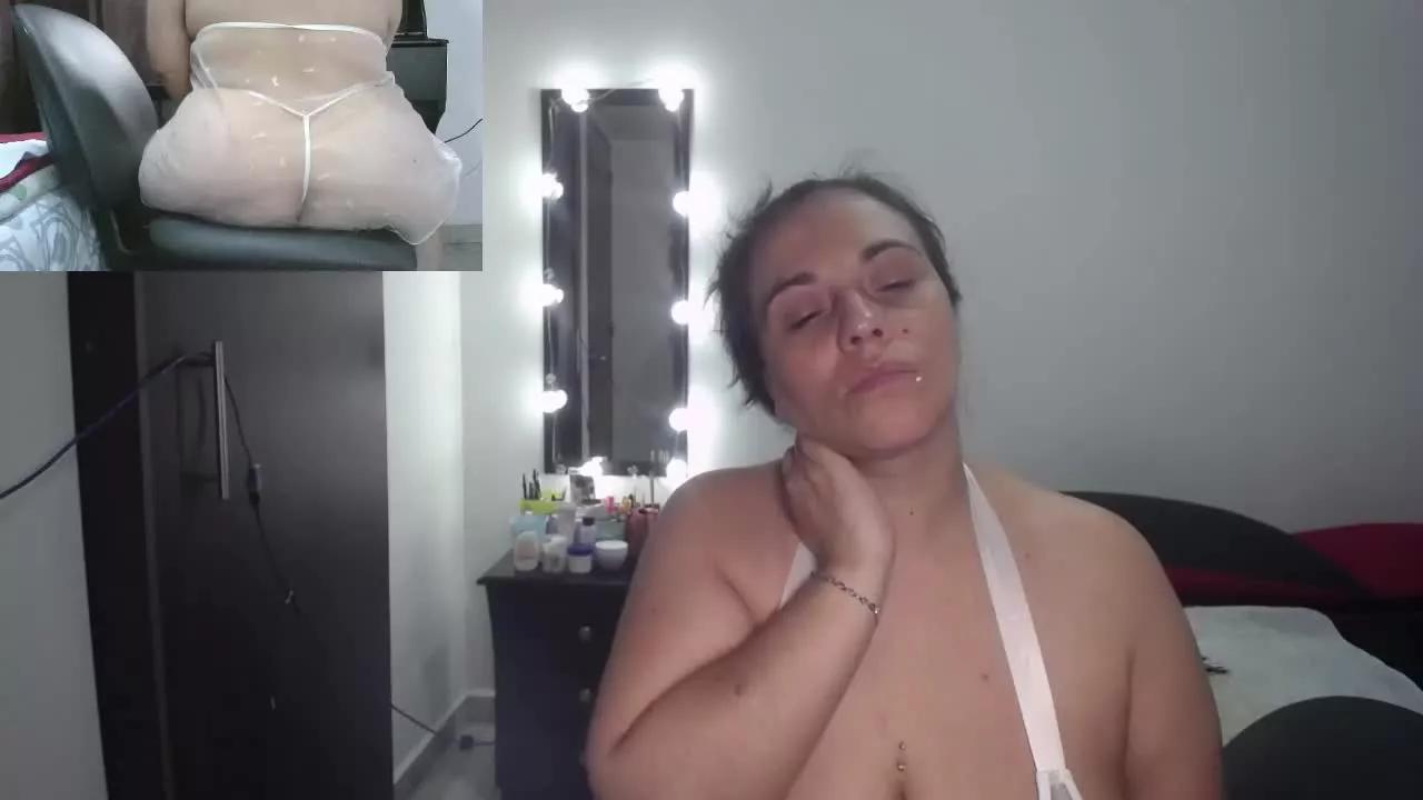 zoe_hot on Streamray 