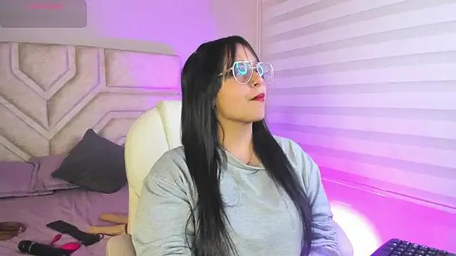 _adahara_queen on StripChat 